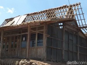 1.220 Rumah Rusak Akibat Diterjang Angin Kencang di Magelang