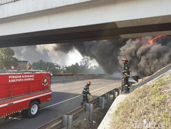 Pipa Pertamina Cimahi Meledak, Lalin Tol Padaleunyi Arah Jakarta Dialihkan