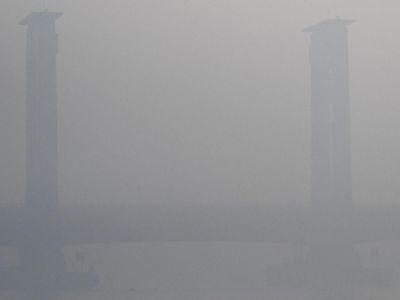 Asap Pekat Masih Kepung Palembang