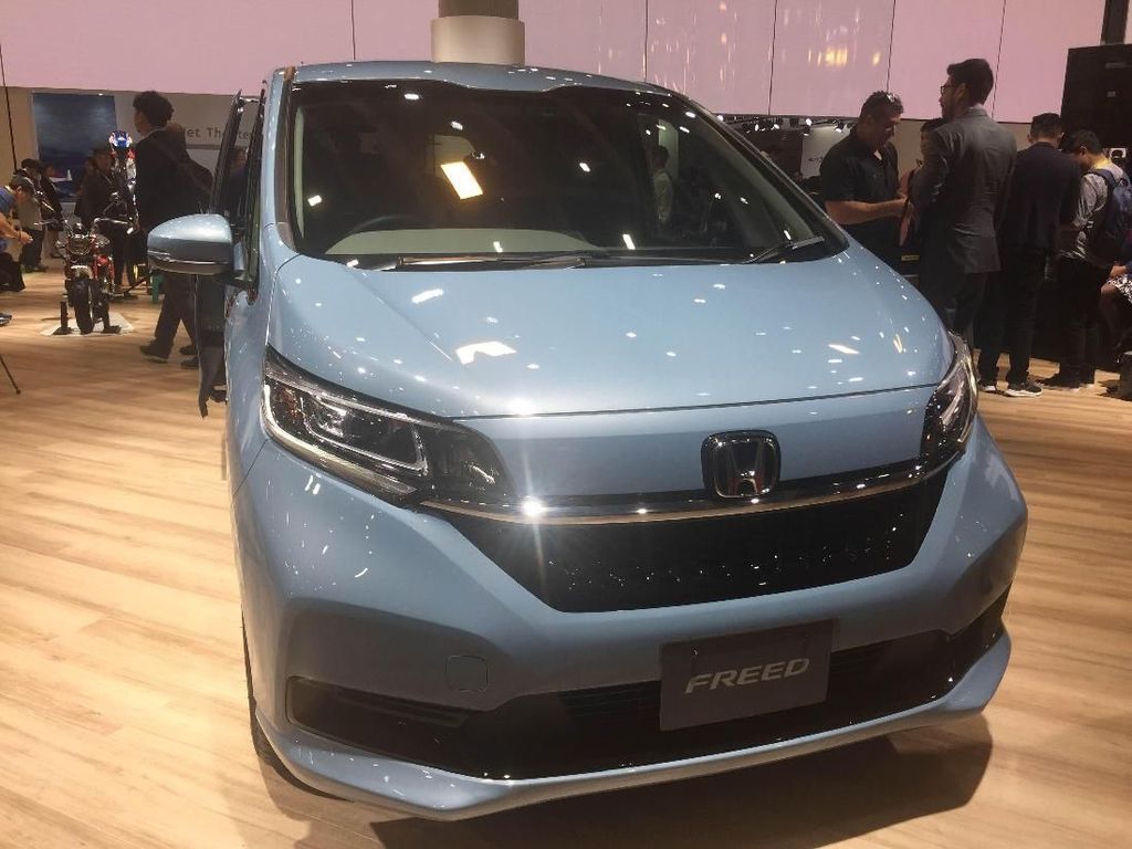 Honda Masih Pikir-pikir Jual Freed Baru di RI Honda Masih Pikir-pikir Jual Freed Baru di RI