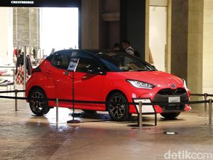 Dear Toyota, Ada Rencana Jual Yaris Jepang di Indonesia? Dear Toyota, Ada Rencana Jual Yaris Jepang di Indonesia?