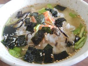 Punya Sisa Nasi? Racik Jadi Nasi Teh ala Jepang yang Gurih Enak Punya Sisa Nasi? Racik Jadi Nasi Teh ala Jepang yang Gurih Enak
