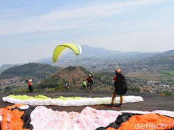 Ingin Jadi Destinasi Paralayang Dunia, Sumedang Siapkan Paket Tur