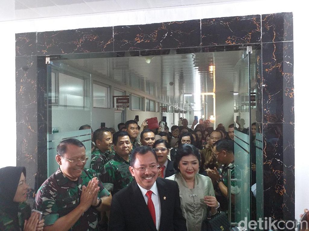 Soal Status Pelanggaran Kode Etik, Menkes dr Terawan Angkat Bicara Soal Status Pelanggaran Kode Etik, Menkes dr Terawan Angkat Bicara