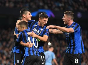 Kehilangan Ketenangan, Atalanta pun Dihukum Man City Kehilangan Ketenangan, Atalanta pun Dihukum Man City