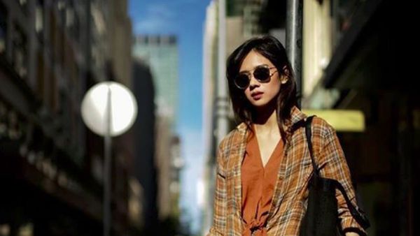 Foto: Gaya Liburannya Gista Putri, Istri Menteri Pariwisata Baru