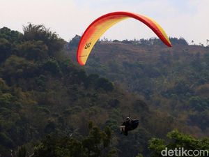 Foto: Spot Paralayang Kelas Dunia di Sumedang