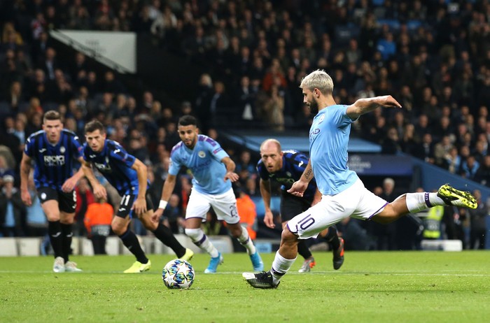 MANCHESTER, ENGLAND - OCTOBER 22: Sergio Aguero of Manchester City scores a penalty for his sides second goal during the UEFA Champions League group C match between Manchester City and Atalanta at Etihad Stadium on October 22, 2019 in Manchester, United Kingdom. (Photo by Jan Kruger/Getty Images)