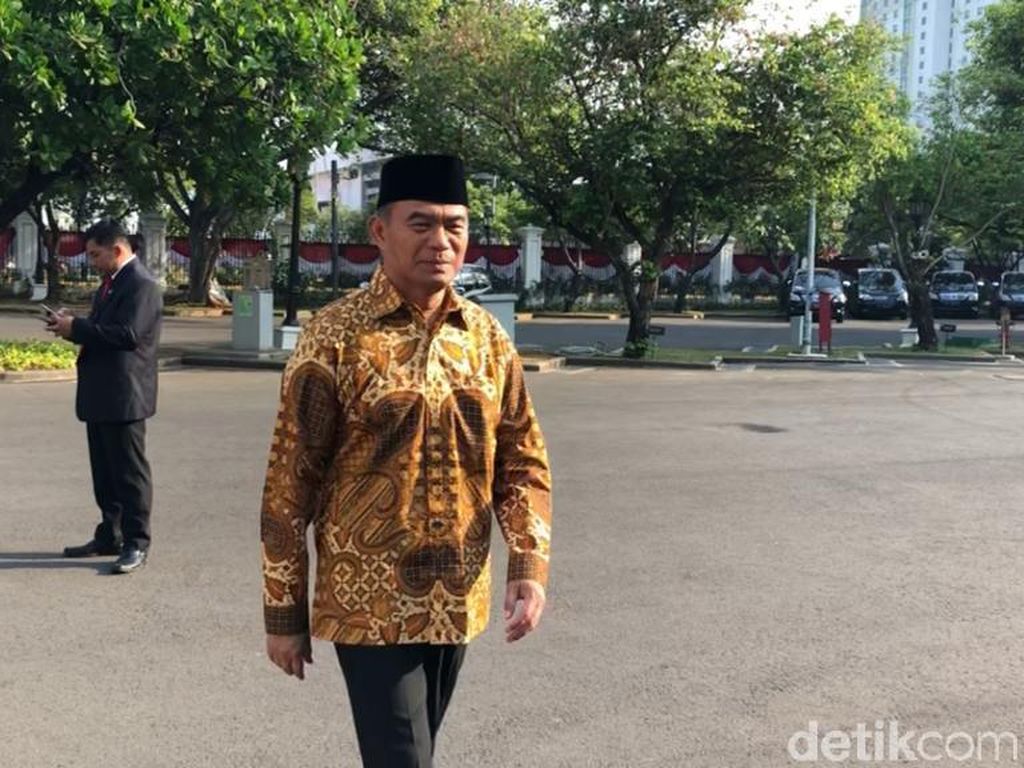 Muhadjir Effendy ke Istana Jelang Pelantikan Menteri, Calon Menko PMK Muhadjir Effendy ke Istana Jelang Pelantikan Menteri, Calon Menko PMK