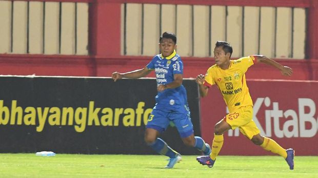 Persib Bandung bakal menjamu Arema FC dalam laga Liga 1.