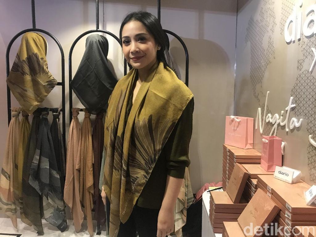 Nagita Slavina Ungkap Keinginannya untuk Berhijab Nagita Slavina Ungkap Keinginannya untuk Berhijab
