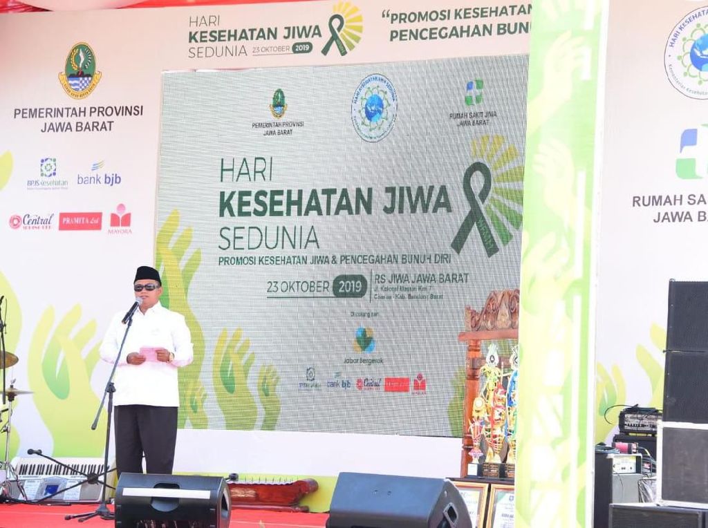 Hari Kesehatan Jiwa, Wagub Jabar Minta Tak Ada Diskriminasi ODGJ Hari Kesehatan Jiwa, Wagub Jabar Minta Tak Ada Diskriminasi ODGJ