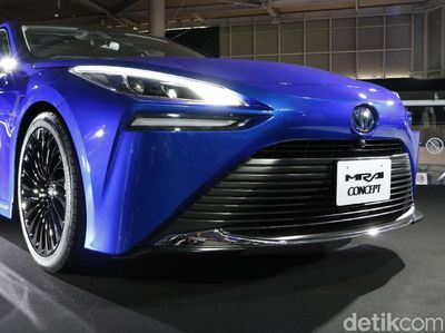 Mobil Masa Depan yang Cantik