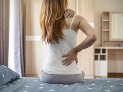 5 Penyebab Sakit Pinggang Kiri dan Kanan yang Perlu Diketahui