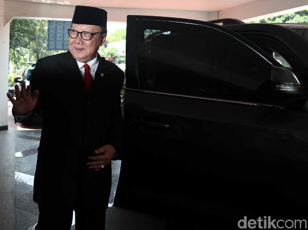 Mengenang Kiprah Tjahjo Kumolo 2 Kali Jadi Menteri di Era Jokowi