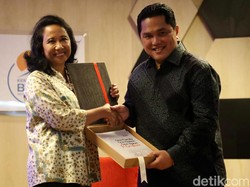 Beda Erick Thohir dan Rini Soemarno Benahi BUMN, Siapa Lebih Oke?