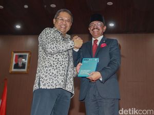 Sertijab Menkominfo: dari Kalangan Profesional ke Politisi