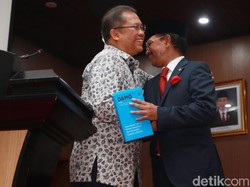 Operator Harap Menkominfo yang Baru Tak Naikkan Pungutan