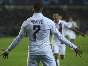 Super Mbappe: Bikin Hat-trick dan Satu Assist dalam 30 Menit