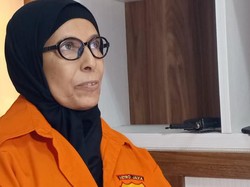 Emak Perakit Bom Bola Karet Penggagalan Pelantikan Jokowi Dibui 8,5 Bulan