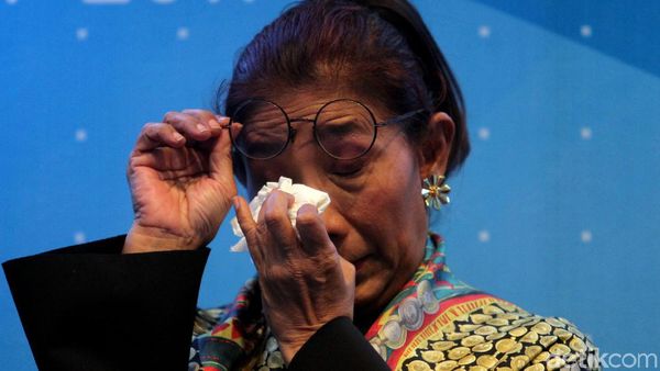 Tetes Air Mata Jadi Momen Haru Perpisahan Susi di KKP