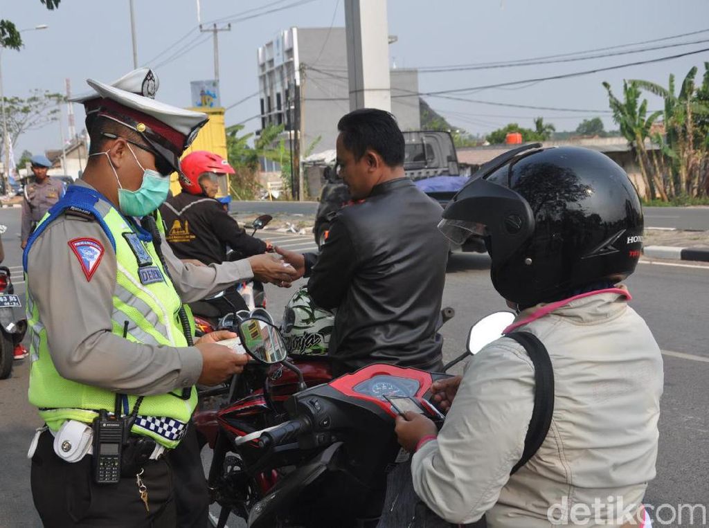 Baru Sehari Operasi Zebra, 1.137 Kendaraan di Banten Kena Tilang Baru Sehari Operasi Zebra, 1.137 Kendaraan di Banten Kena Tilang