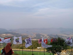 Batu Dua, Spot Terbaik Paralayang dengan Pemandangan Menawan