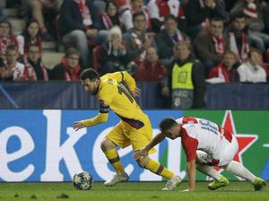 Babak Pertama, Messi Bawa Barcelona Ungguli Slavia Praha 1-0 Babak Pertama, Messi Bawa Barcelona Ungguli Slavia Praha 1-0