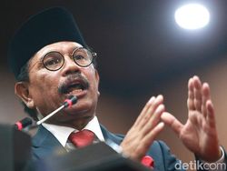 Bikin Akun Twitter, Menkominfo Johnny pun Berkicau