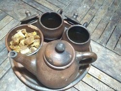 Menikmati Harum Semerbak Teh Kletuk dari Lereng Menoreh