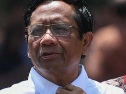 Ditantang Mundur Bila Perppu KPK Tak Terbit, Mahfud: Memang ICW Itu Siapa?