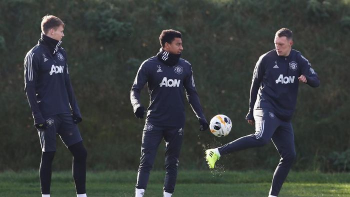 Jesse Lingard sudah fit untuk memperkuat Manchester United di laga melawan Partizan Belgrade di Liga Europa (Foto: Jason Cairnduff/Action Images via Reuters)