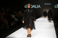 Cara Menyamarkan Paha Besar, Ikuti 5 Tips Fashion Ini