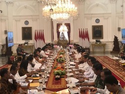 Seabrek PR Kabinet Ekonomi Jokowi dari Pengusaha