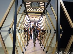 Menikmati Robot hingga CCTV di Festival Seni Media Internasional Menikmati Robot hingga CCTV di Festival Seni Media Internasional
