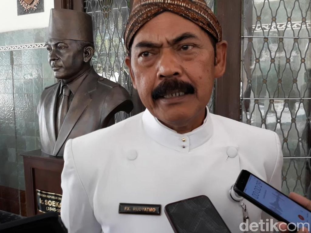 FX Rudy Setuju Pilkada Tak Langsung: Tapi yang Korup Dihukum Mati, Biar Kapok FX Rudy Setuju Pilkada Tak Langsung: Tapi yang Korup Dihukum Mati, Biar Kapok