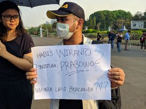 Aksi Kamisan: Habis Wiranto Terbitlah Prabowo, Negara Lagi Bercanda?