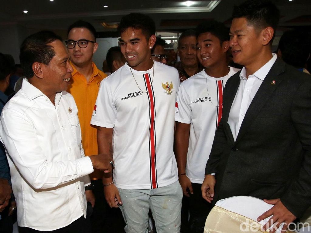 Tur Pelatnas Cabor Mengawali Kerja Zainudin Amali Tur Pelatnas Cabor Mengawali Kerja Zainudin Amali