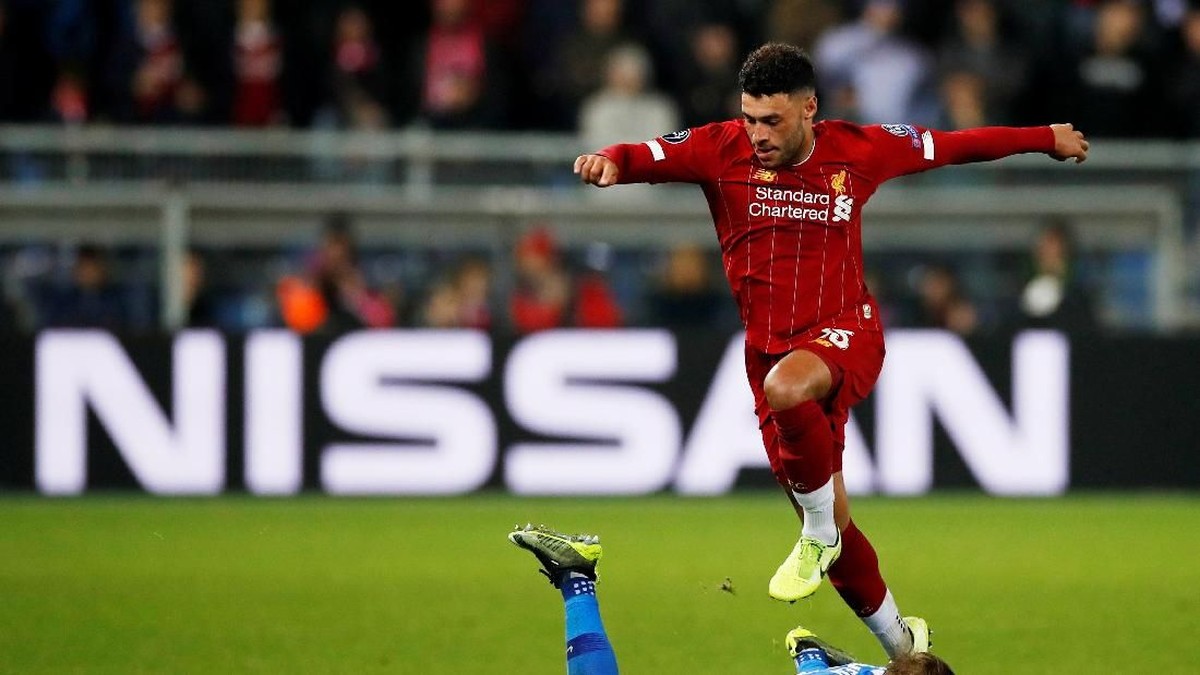 Alex Oxlade Chamberlain tampil luar biasa saat bikin dua gol ke gawang Genk (Action Images via Reuters/Paul Childs)