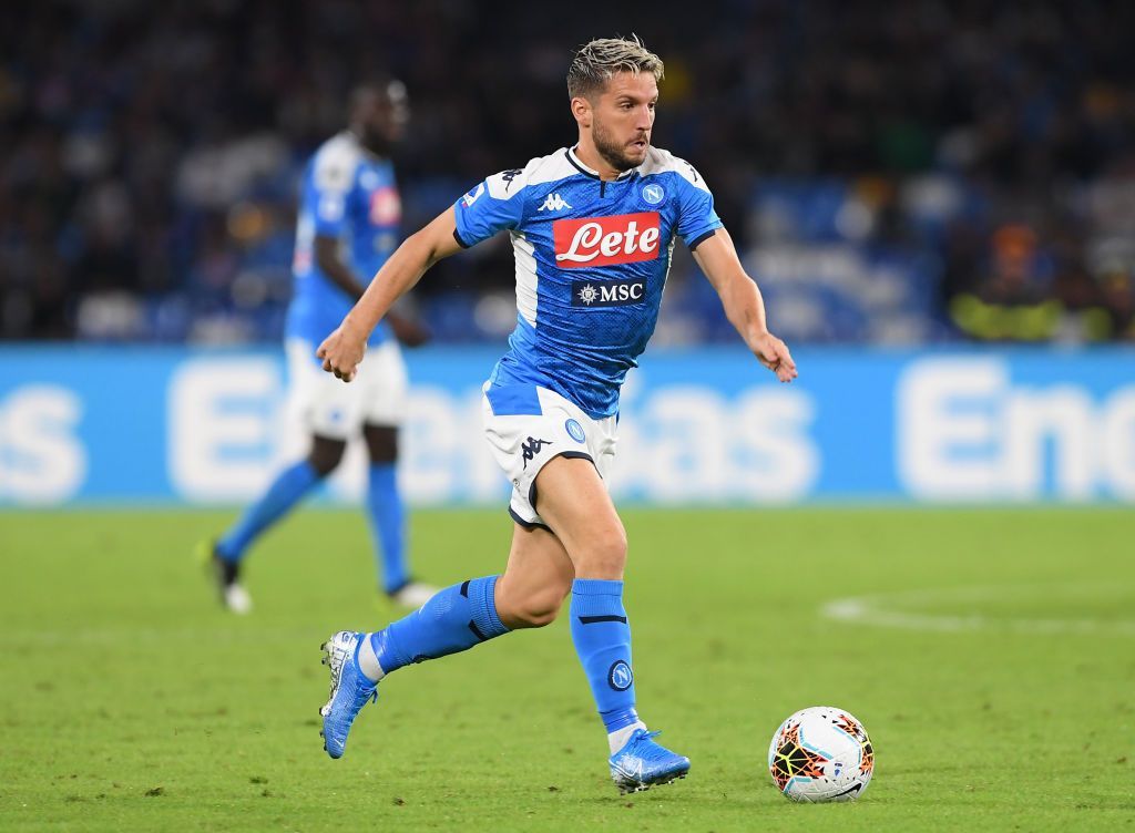 NAPLES, ITALY - OCTOBER 19: Dries Mertens of SSC Napoli during the Serie A match between SSC Napoli and Hellas Verona at Stadio San Paolo on October 19, 2019 in Naples, Italy. (Photo by Francesco Pecoraro/Getty Images)