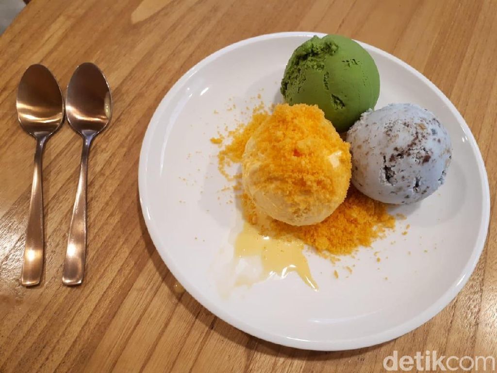 Honest Spoon: Dingin Manis Cookie Monster hingga Cheetos di Kafe Hits Honest Spoon: Dingin Manis Cookie Monster hingga Cheetos di Kafe Hits