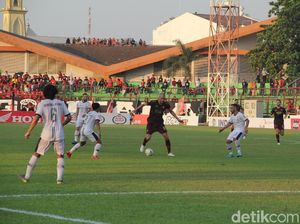 PSM Vs Madura United: Penalti Marc Klok Menangkan Juku Eja PSM Vs Madura United: Penalti Marc Klok Menangkan Juku Eja