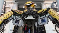 Robot X-SPIDER PUNX Mejeng di Galeri Nasional Indonesia