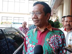 Pemerintah Akan Tolong HRS Bayar Overstay? Mahfud: Saya Bantu Kalau Butuh Uang