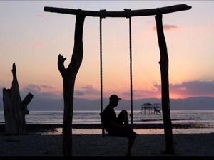 Jelajah Pantai-pantai Unik di Dompu, NTB