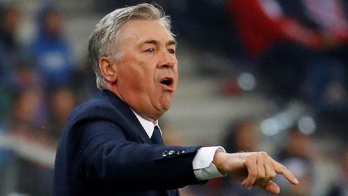 Meski menang, Carlo Ancelotti sudah menduga kalau Napoli bakal kesulitan melawan RC Salzburg (Foto: Leonhard Foeger/Reuters) Meski menang, Carlo Ancelotti sudah menduga kalau Napoli bakal kesulitan melawan RC Salzburg (Foto: Leonhard Foeger/Reuters)