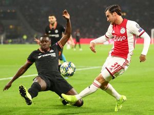 Ajax vs Chelsea Imbang 0-0 di Babak Pertama