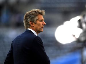 Edwin Van der Sar Ditawari Jadi Direktur Olahraga MU?