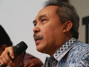 Anggota Dewas KPK Syamsuddin Haris Sembuh dari COVID-19 Anggota Dewas KPK Syamsuddin Haris Sembuh dari COVID-19