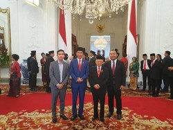 Saat Putra Jokowi Pamer Foto Bareng Putra Prabowo